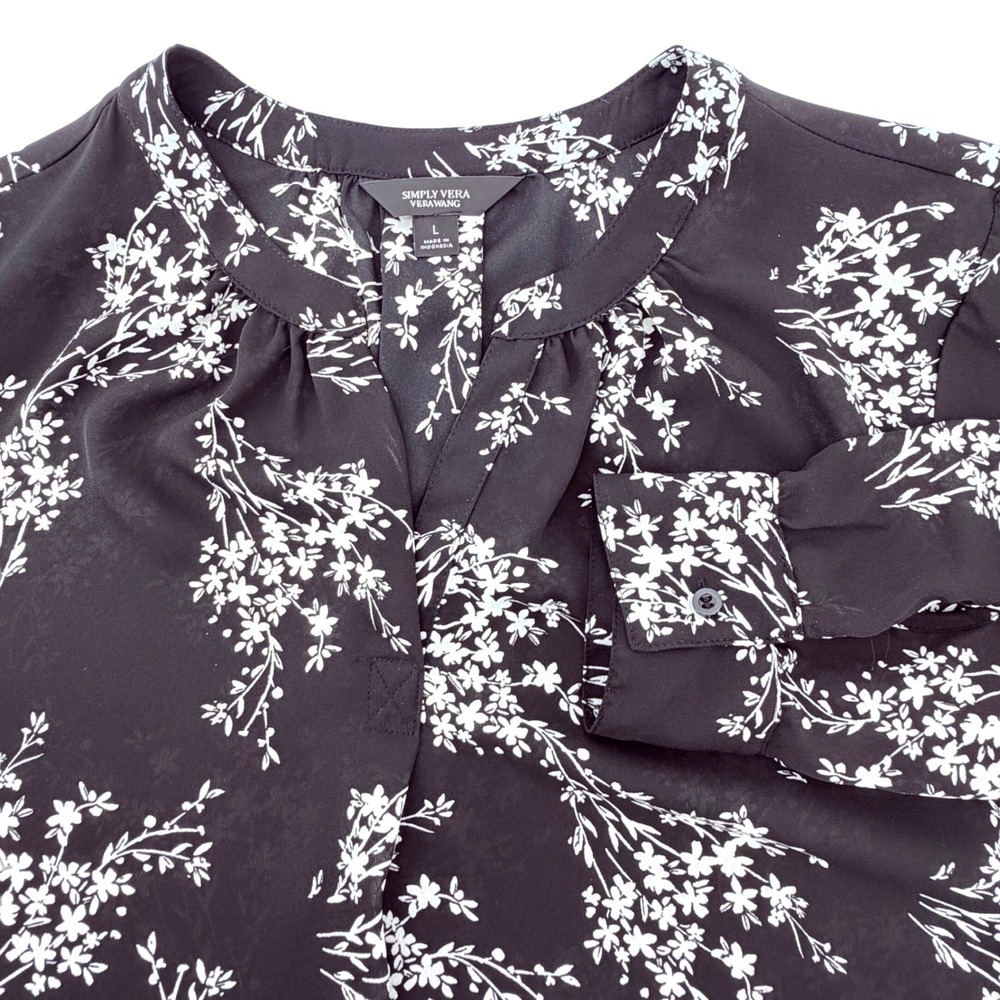 Simply Vera Vera Wang Blouse Womens Large Black Floral Excellent Split Neck Top